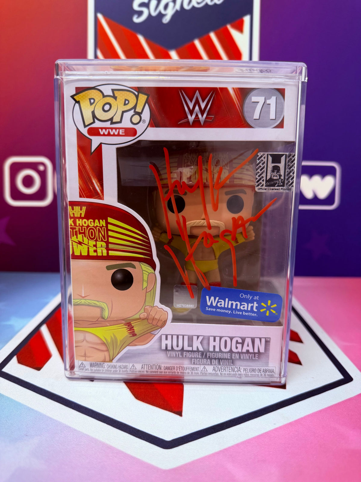 Hulk Hogan Signed WWE Funko Pop